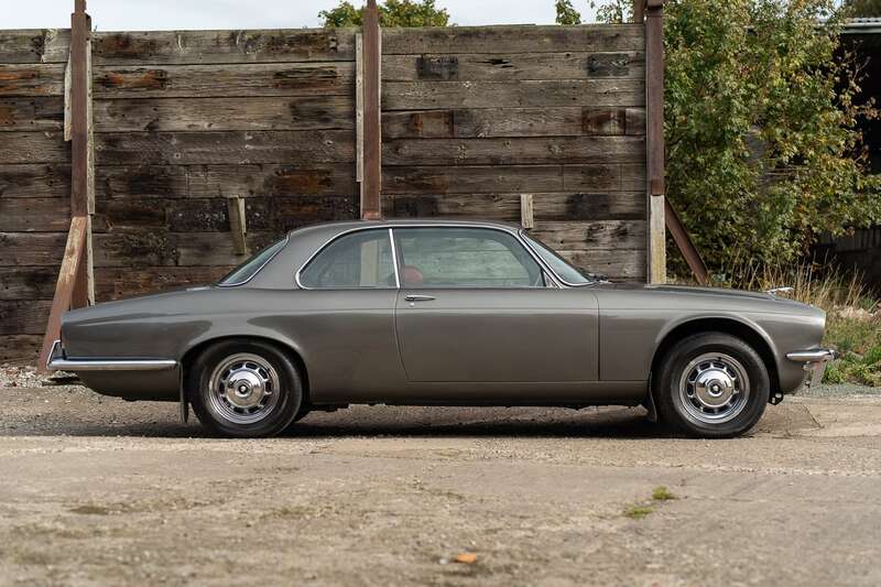 Used Jaguar XJC 1977 for sale - 76153930: Photo 5