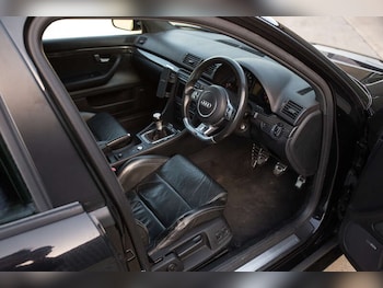 Used Audi RS4 2006 for sale - 76241018: Photo 2
