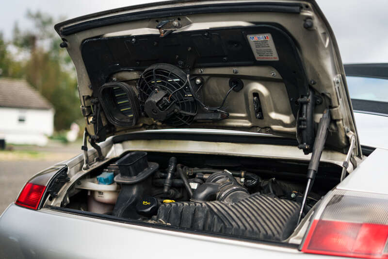 Used Porsche 911 1999 for sale - 76271363: Photo 3