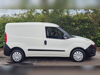 Used Vauxhall Combo 2015 for sale - 78621397: Photo