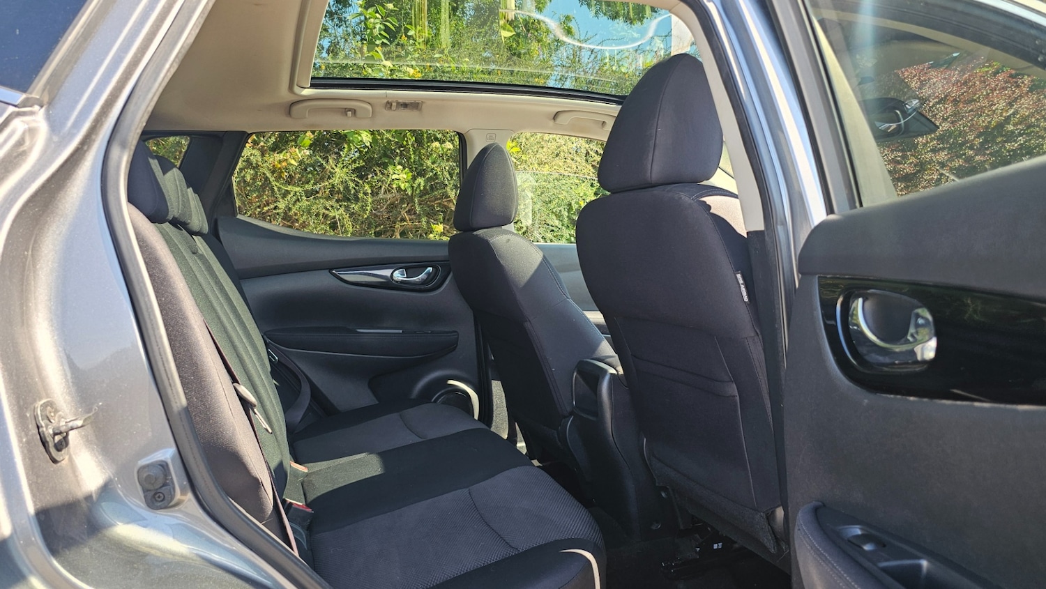 Used Nissan Qashqai 2014 for sale - 76508331: Photo 11