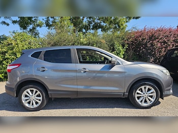 Nissan - Qashqai
