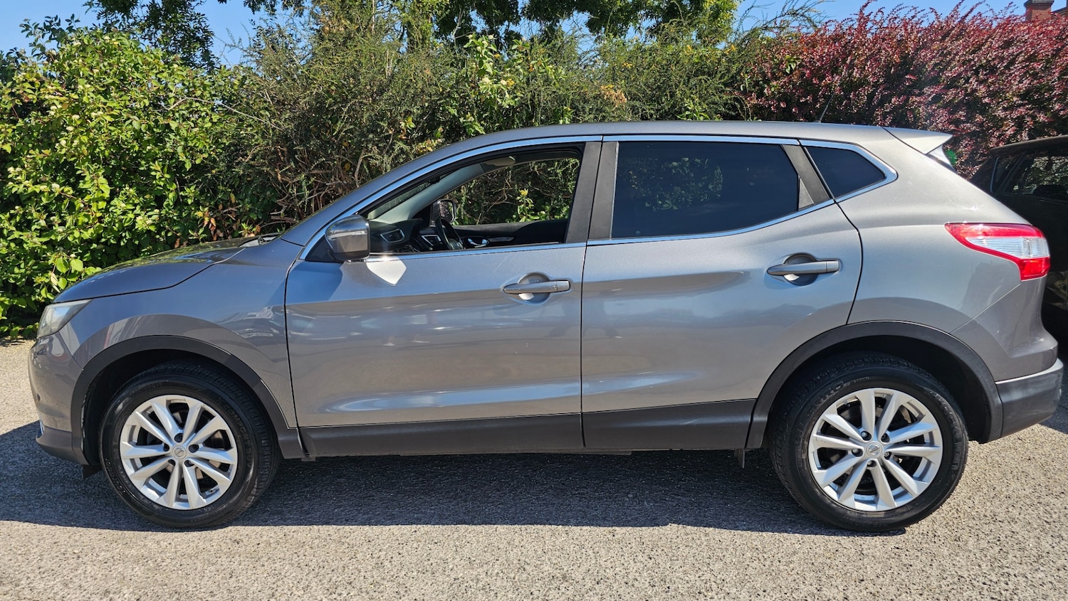 Used Nissan Qashqai 2014 for sale - 76508331: Photo 3