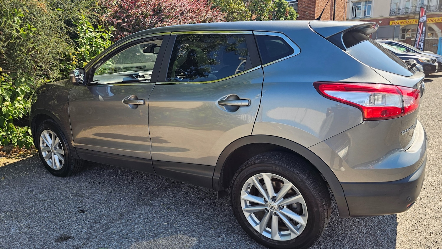 Used Nissan Qashqai 2014 for sale - 76508331: Photo 6