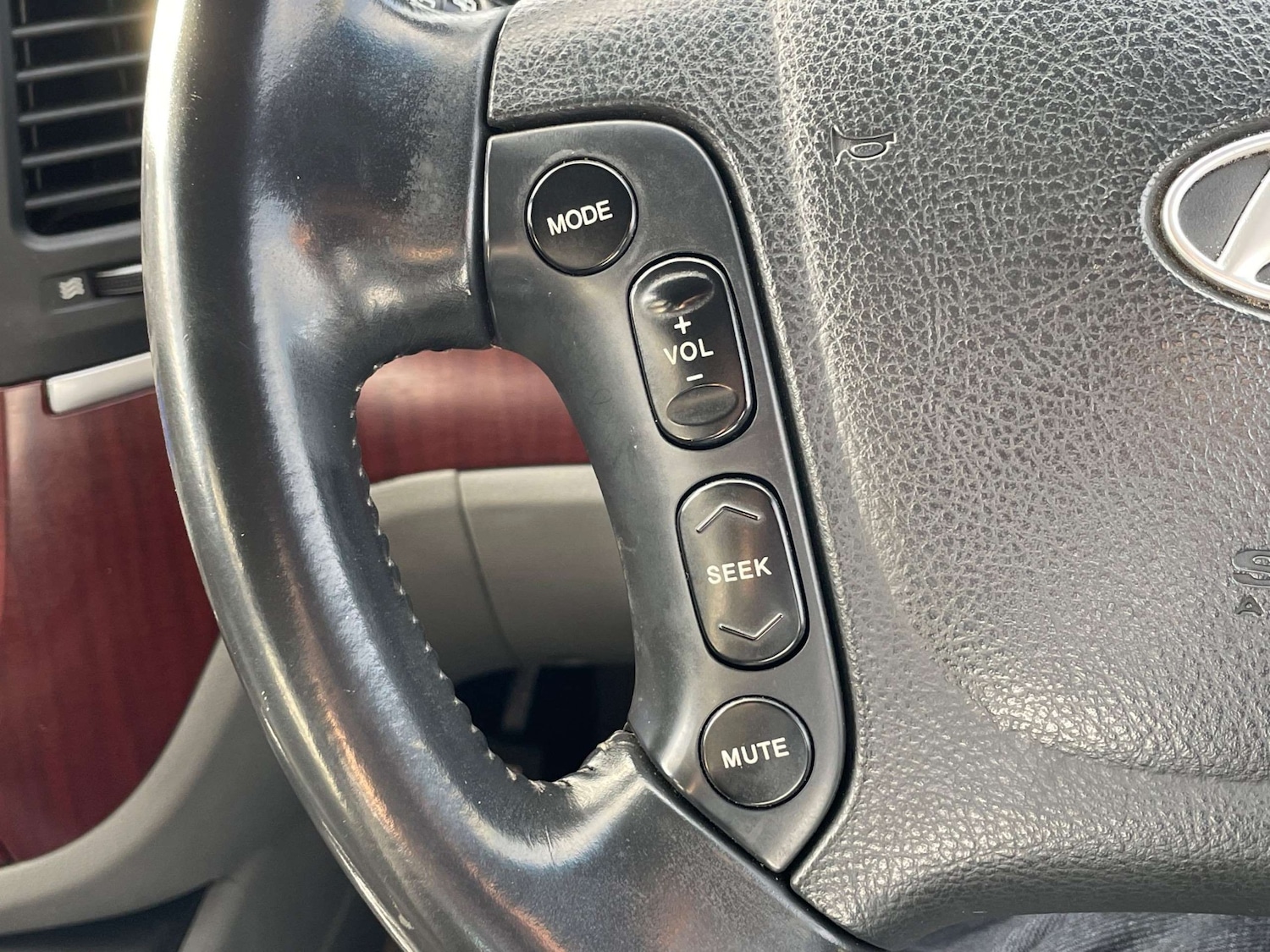 Used Hyundai Santa Fe 2007 for sale - 77172905: Photo 14