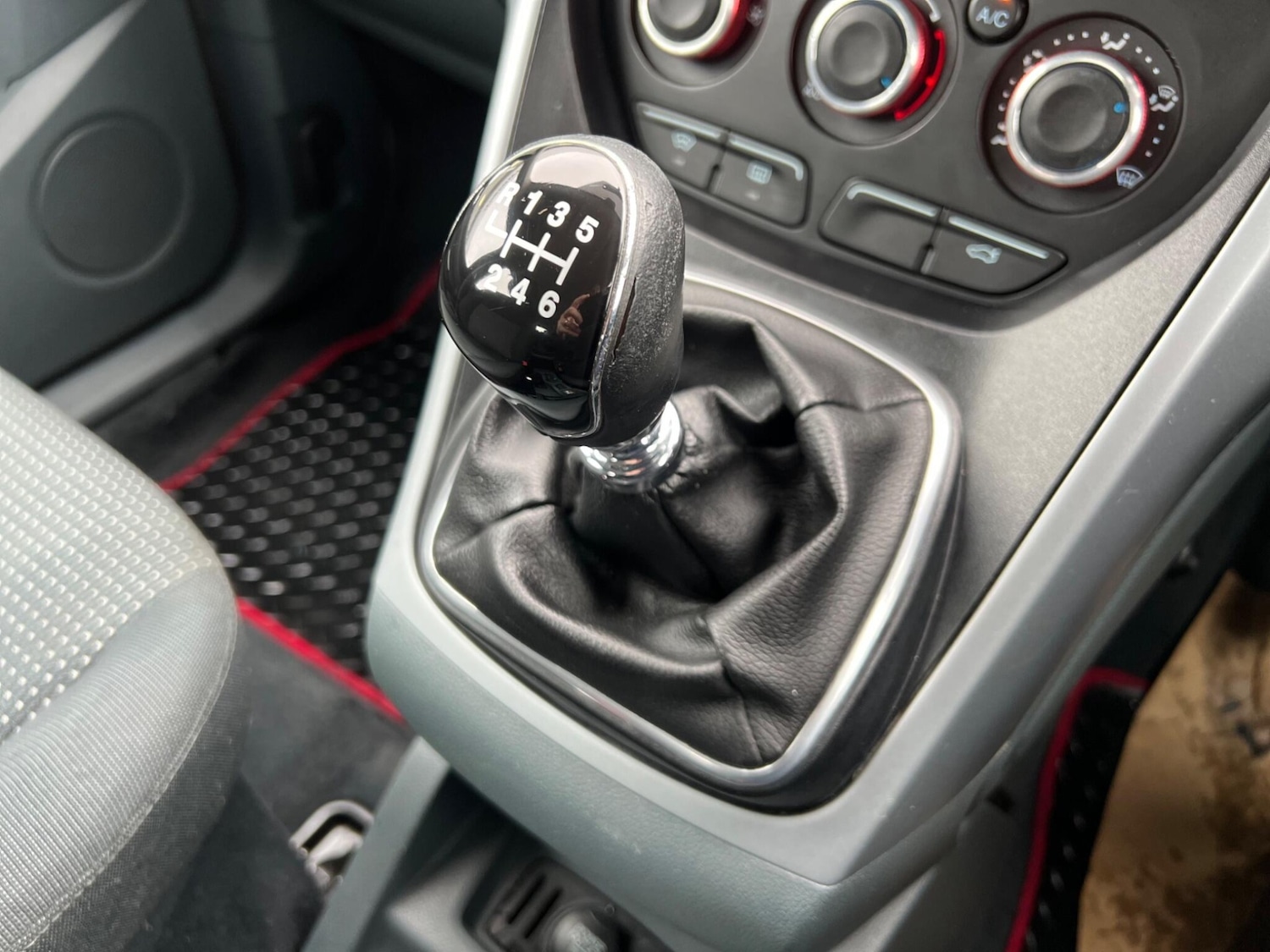 Used Ford C-Max 2011 for sale - 77708422: Photo 12