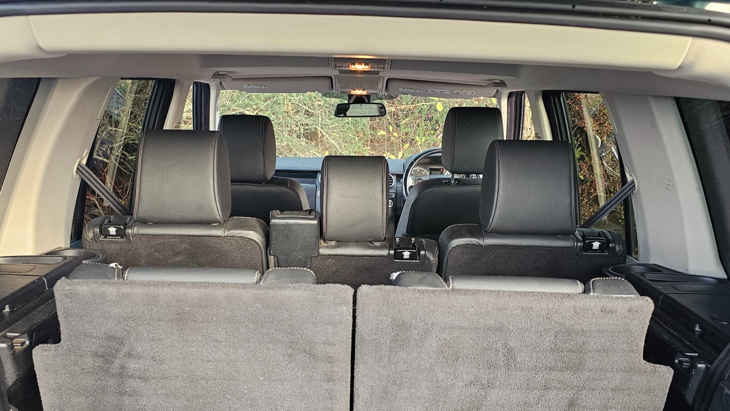 Used Land Rover Discovery 2011 for sale - 76618502: Photo 13