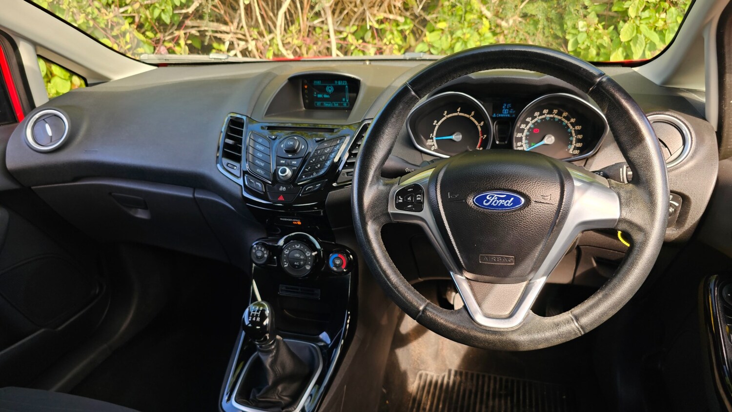 Used Ford Fiesta 2014 for sale - 76156939: Photo 14