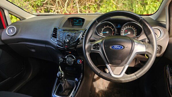 Used Ford Fiesta 2014 for sale - 76156939: Photo 14