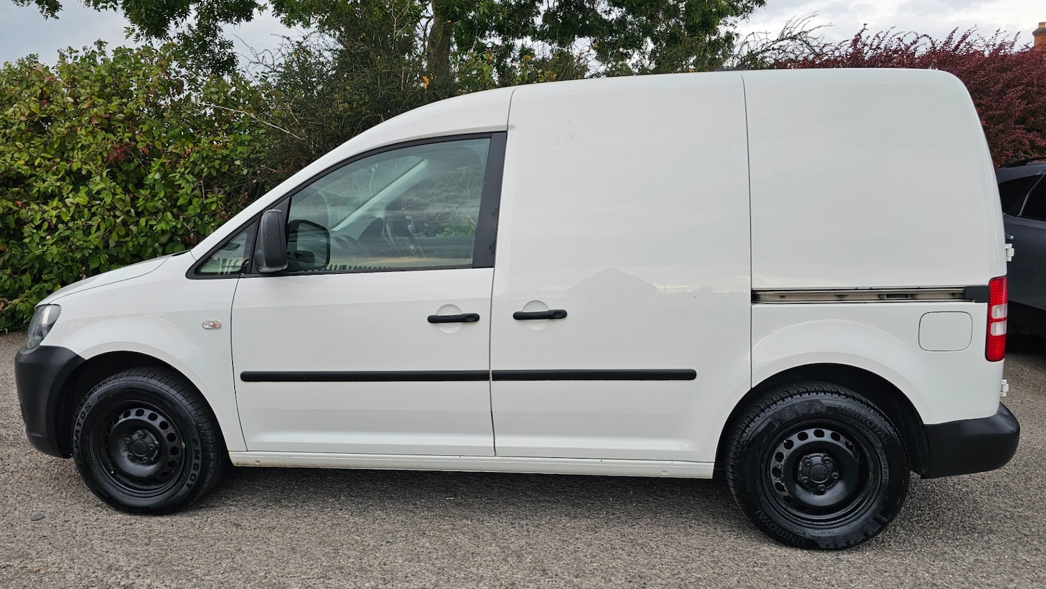 Used Volkswagen Caddy 2012 for sale - 76120466: Photo 3