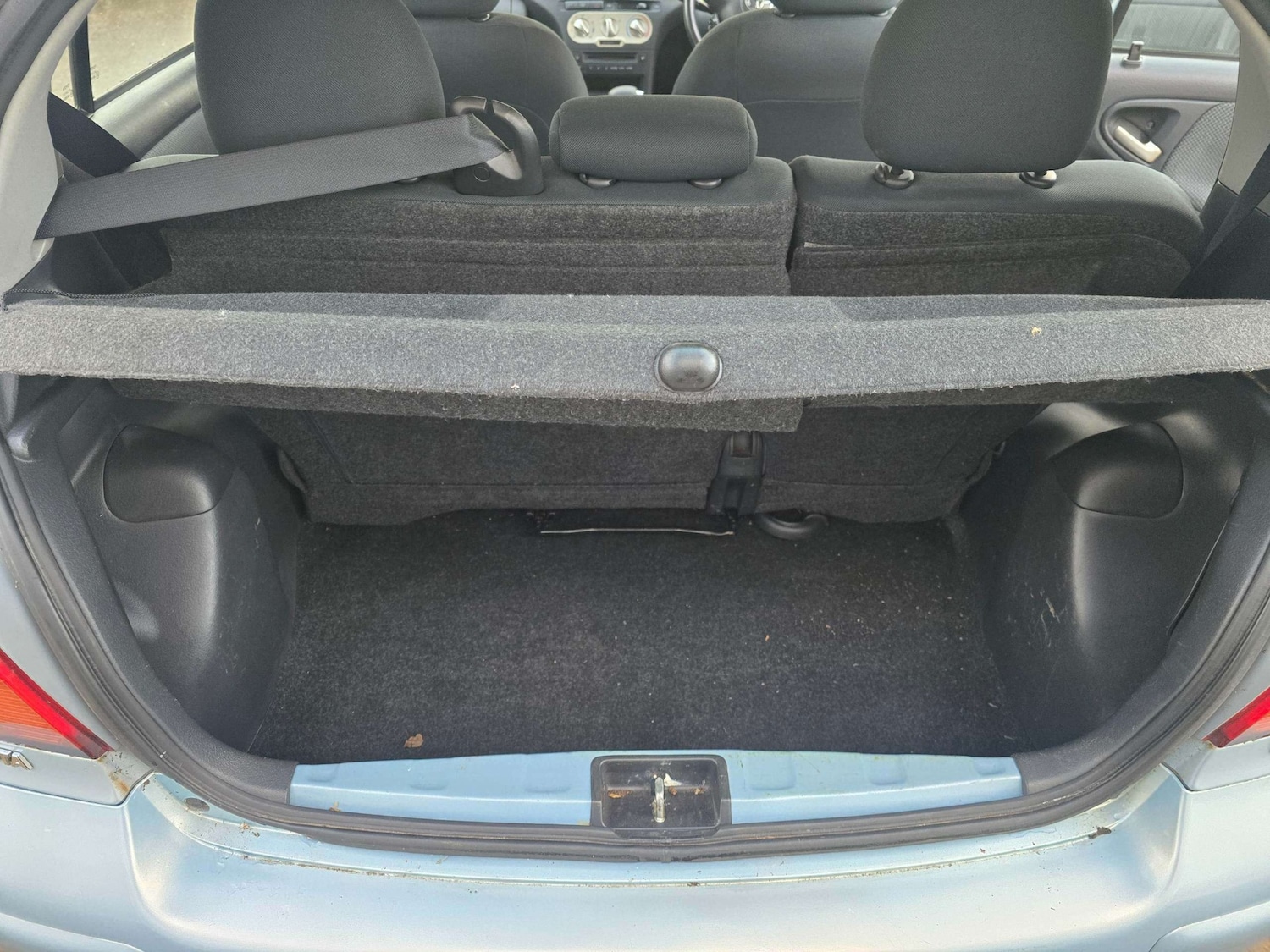 Used Toyota Yaris 2005 for sale - 77902034: Photo 27