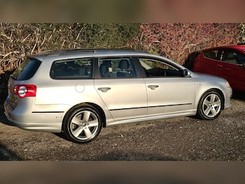 Used Volkswagen Passat 2009 for sale - 77996660: Photo