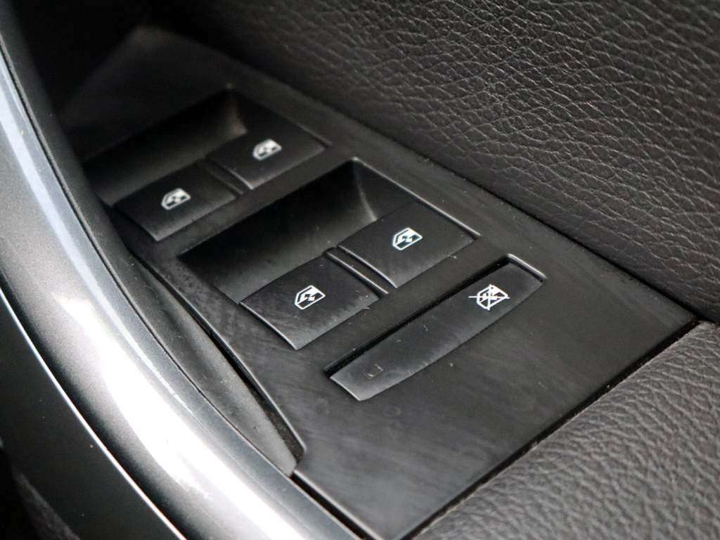 Used Vauxhall Astra 2013 for sale - 76197755: Photo 12