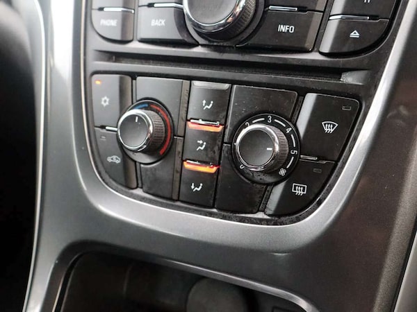 Used Vauxhall Astra 2013 for sale - 76197755: Photo 9
