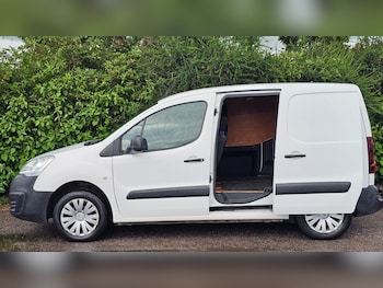 Used Citroen Berlingo 2017 for sale - 78761206: Photo