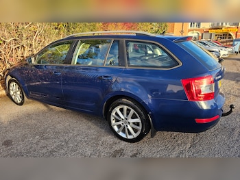 Used Skoda Octavia 2015 for sale - 76418423: Photo