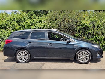 Used Toyota Auris 2015 for sale - 79380842: Photo