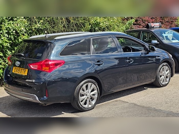 Used Toyota Auris 2015 for sale - 79380842: Photo
