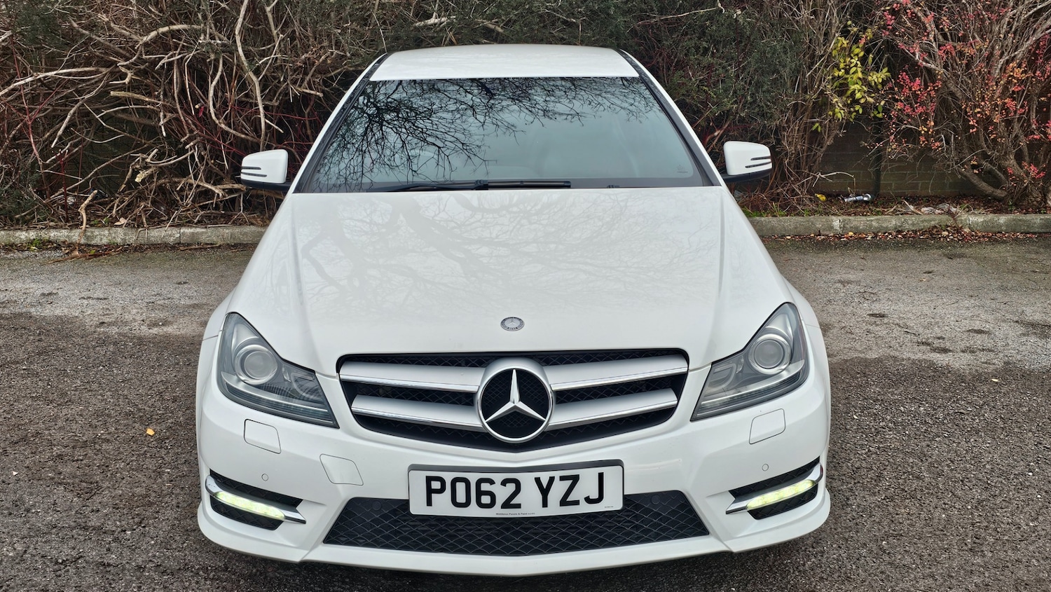 Used Mercedes-Benz C Class 2012 for sale - 76845056: Photo 2