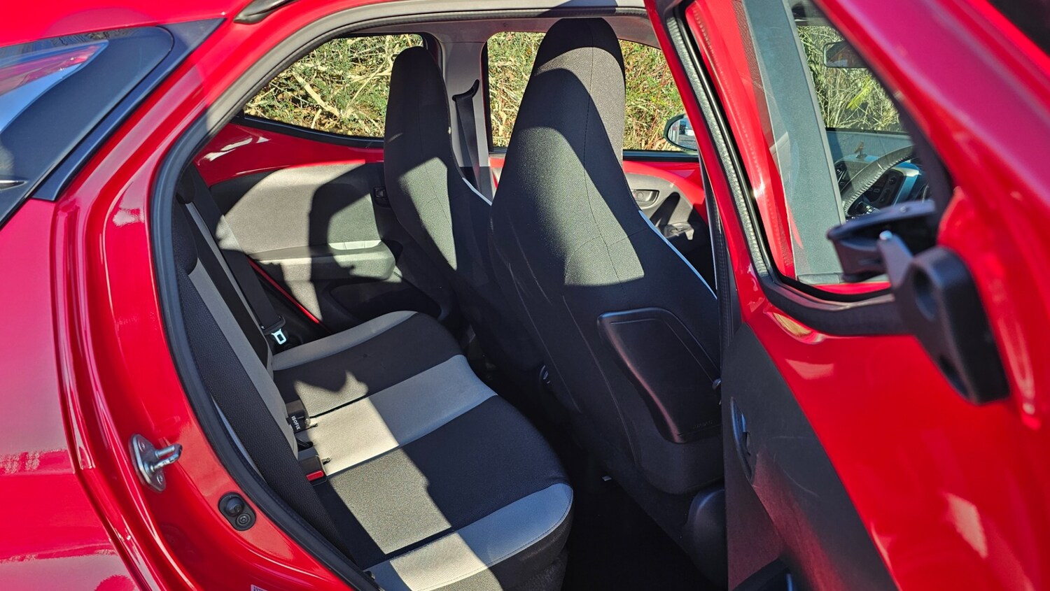 Used Toyota AYGO 2015 for sale - 77453491: Photo 7