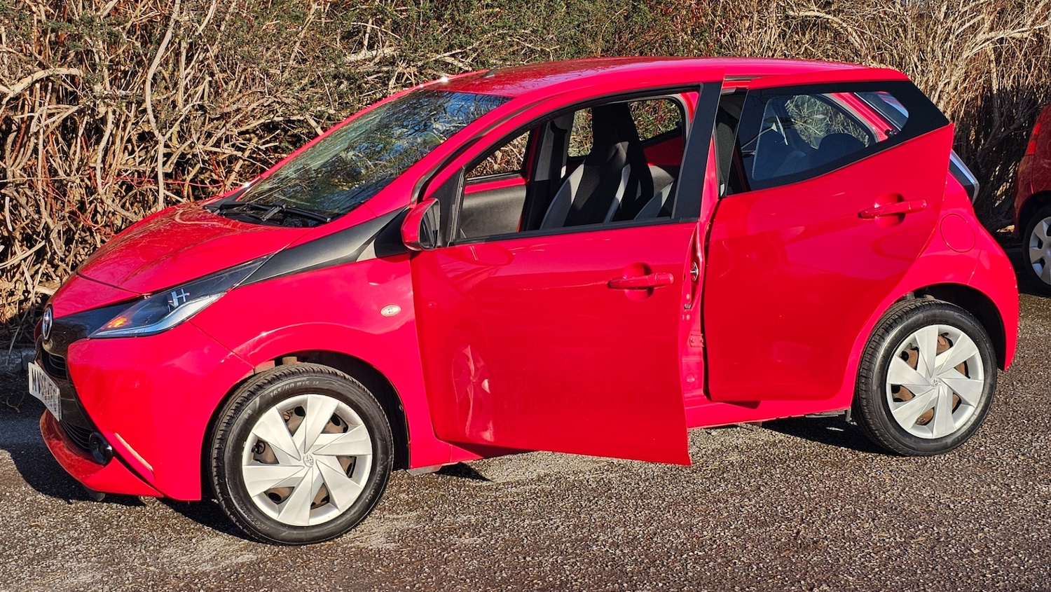 Used Toyota AYGO 2015 for sale - 77453491: Photo 9