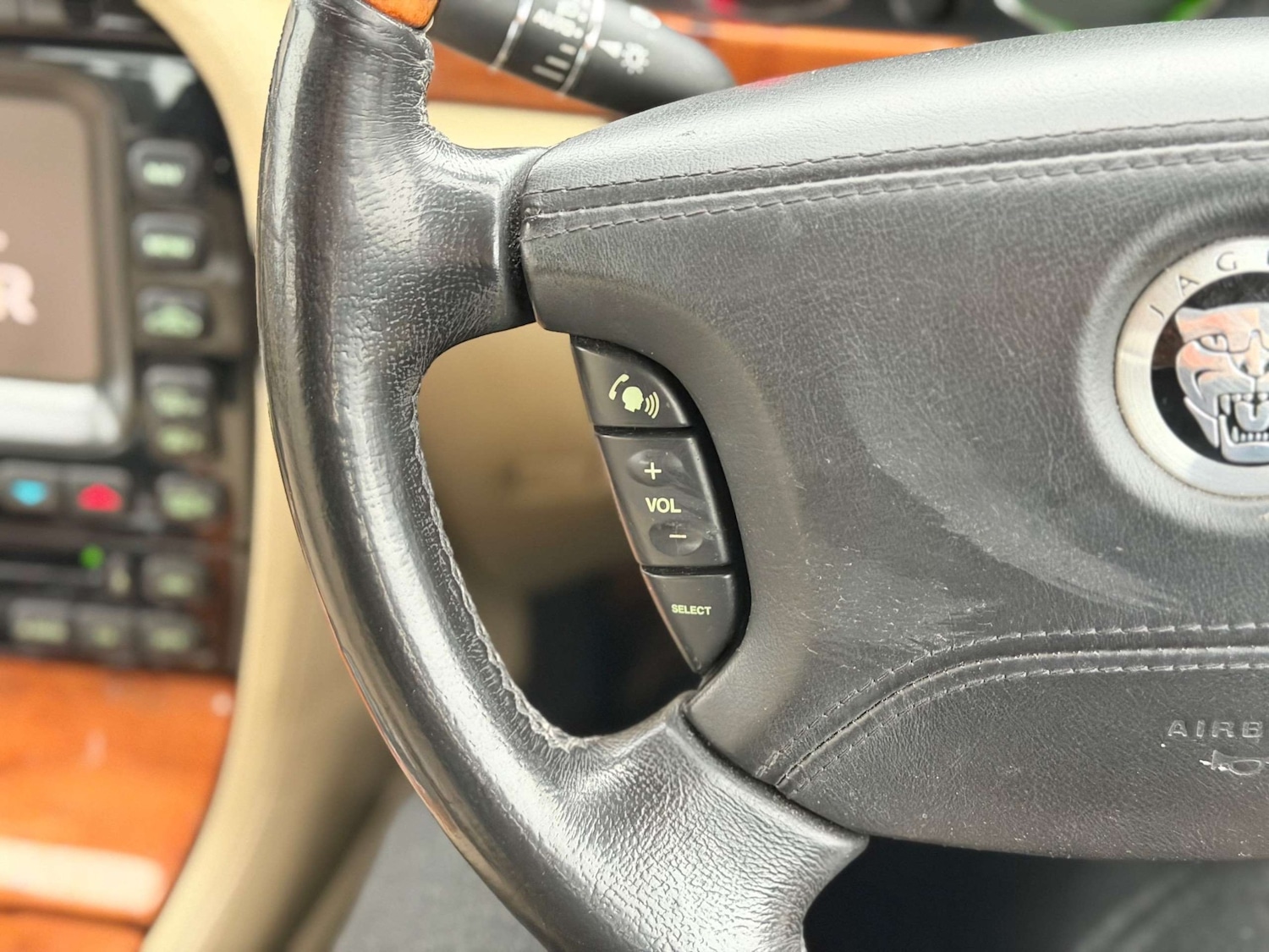 Used Jaguar XJ 2008 for sale - 77708521: Photo 25