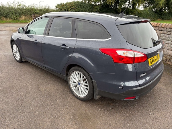 Used Ford Focus 2014 for sale - 76328505: Photo 2