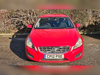 Used Volvo V60 2012 for sale - 77189565: Photo
