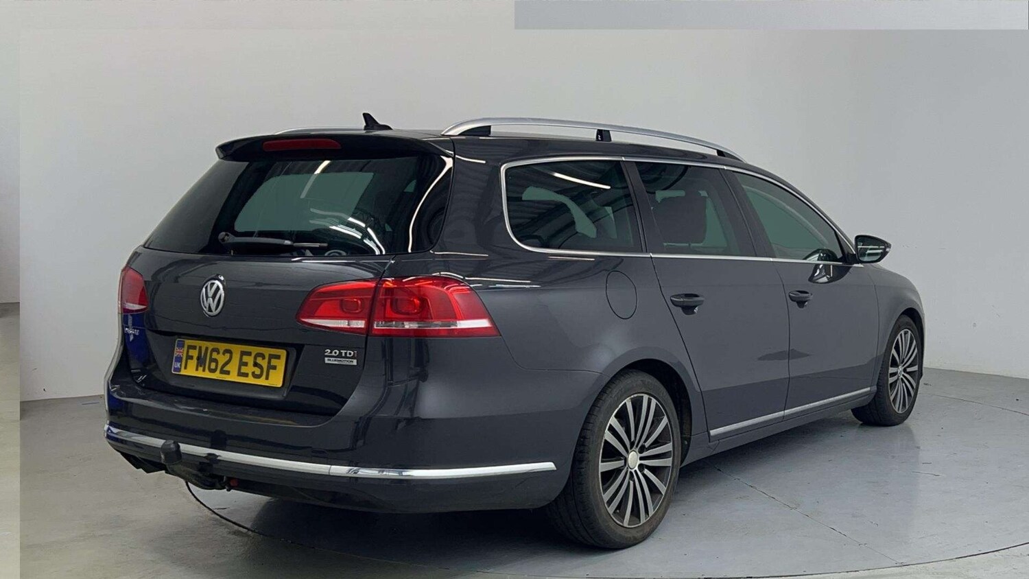 Used Volkswagen Passat 2013 for sale - 76082891: Photo 6