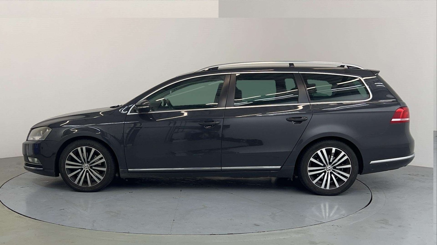 Used Volkswagen Passat 2013 for sale - 76082891: Photo 7