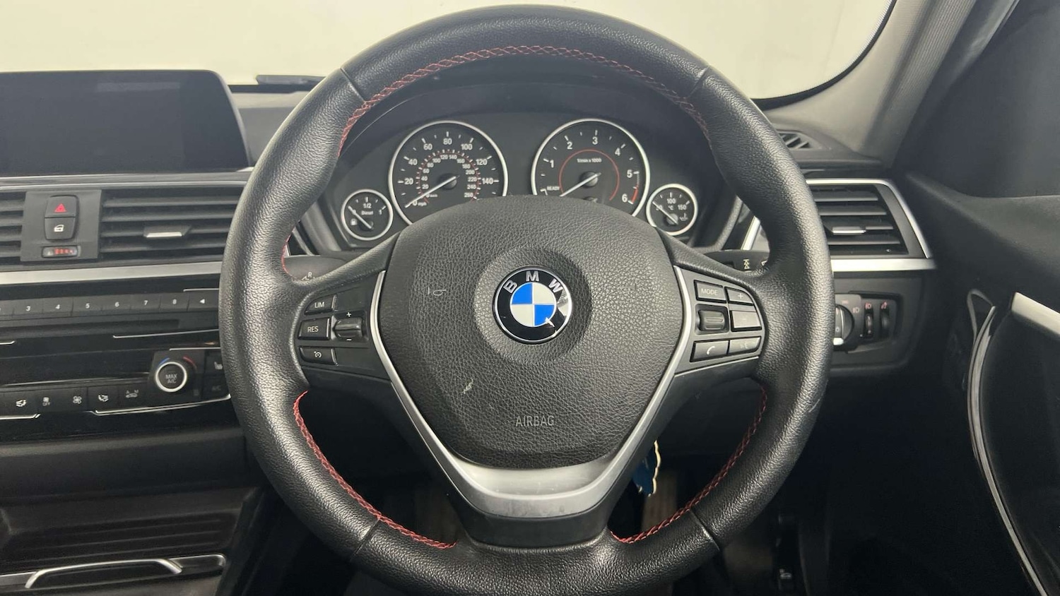 Used BMW 3 Series 2016 for sale - 77996332: Photo 11