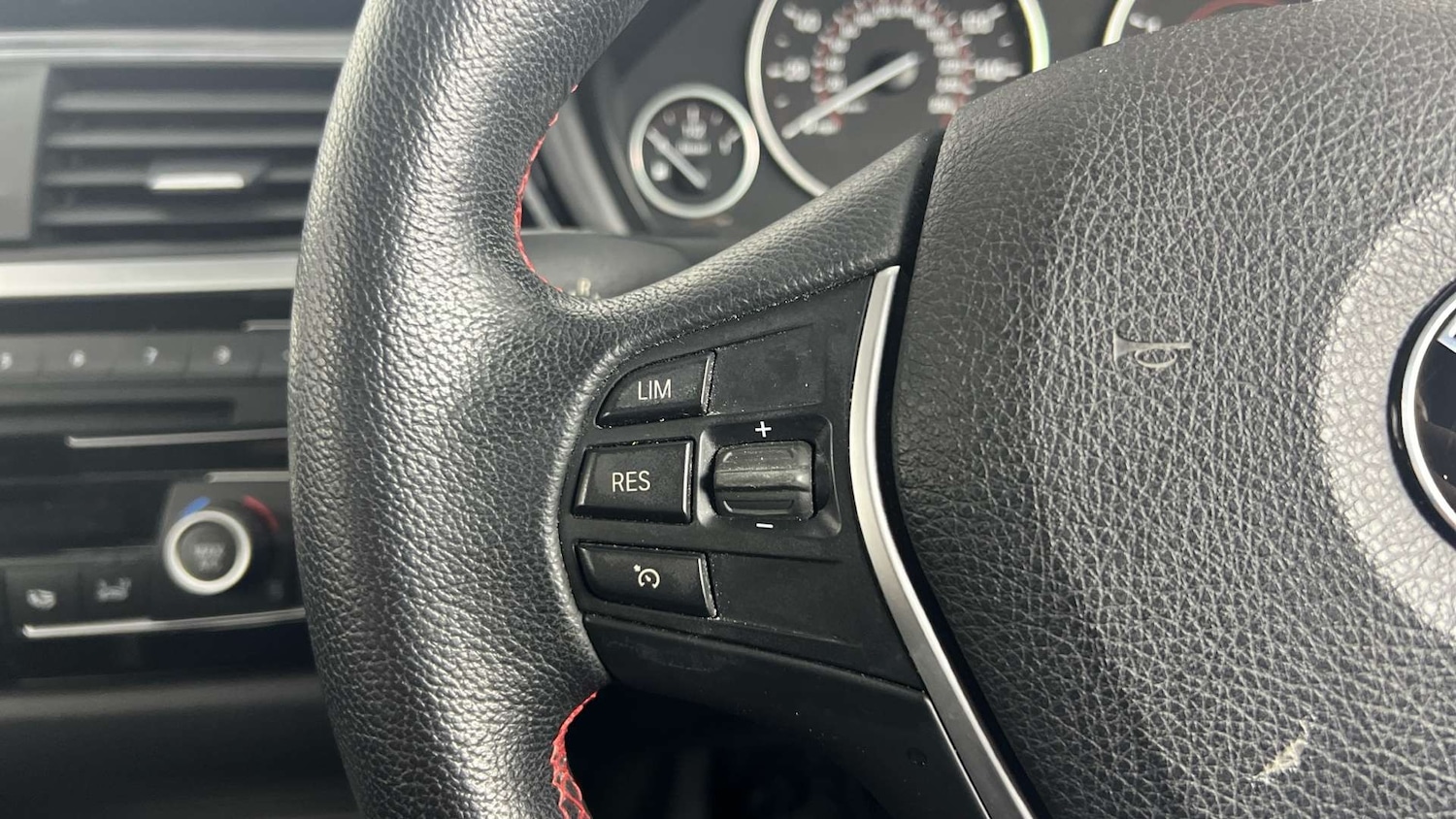 Used BMW 3 Series 2016 for sale - 77996332: Photo 17