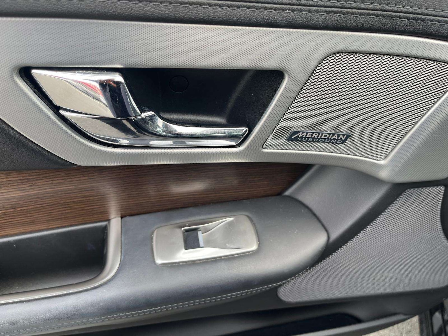 Used Jaguar XF 2013 for sale - 76547620: Photo 10