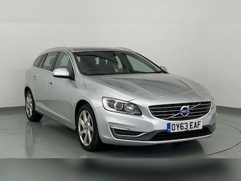 Used Volvo V60 2013 for sale - 76237370: Photo 2