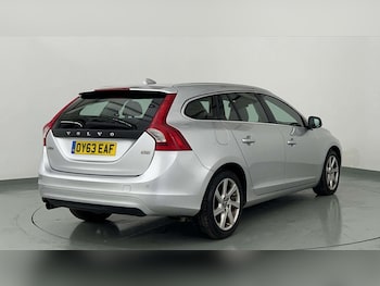 Used Volvo V60 2013 for sale - 76237370: Photo 3