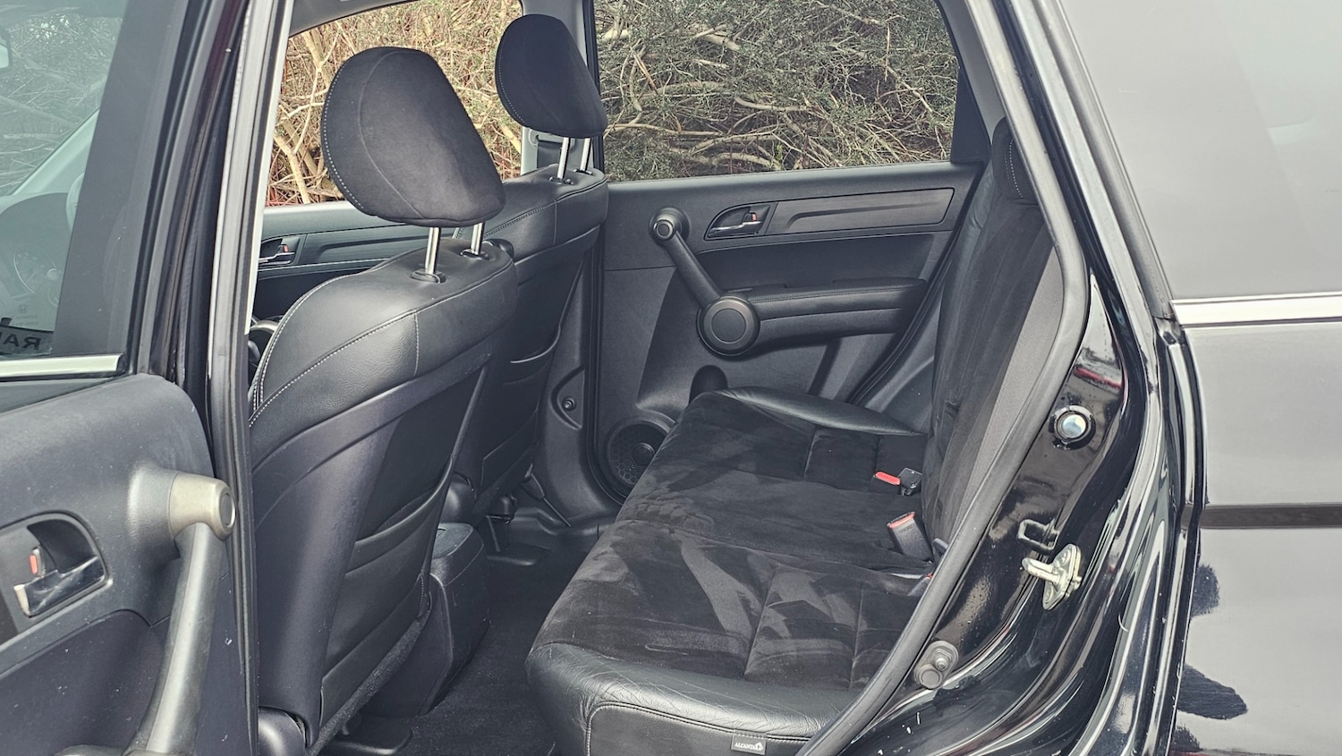 Used Honda CR-V 2010 for sale - 77709111: Photo 16