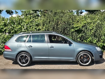 Used Volkswagen Golf 2009 for sale - 79541880: Photo