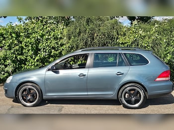 Used Volkswagen Golf 2009 for sale - 79541880: Photo