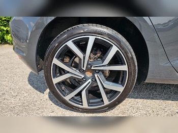 Used Volkswagen Golf 2013 for sale - 75849750: Photo