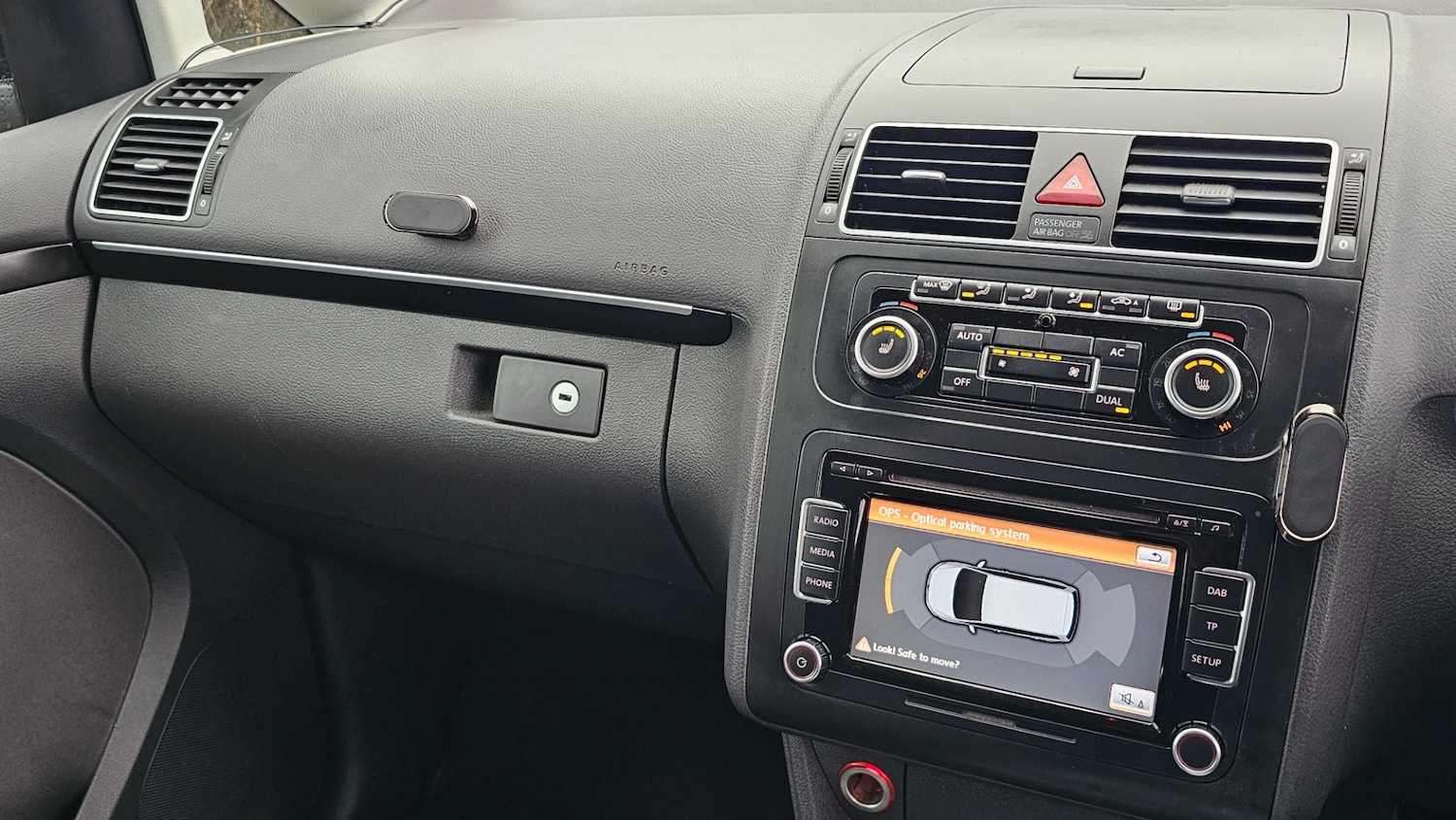 Used Volkswagen Touran 2012 for sale - 76951462: Photo 13