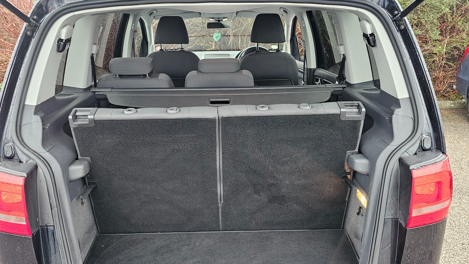 Used Volkswagen Touran 2012 for sale - 76951462: Photo 23