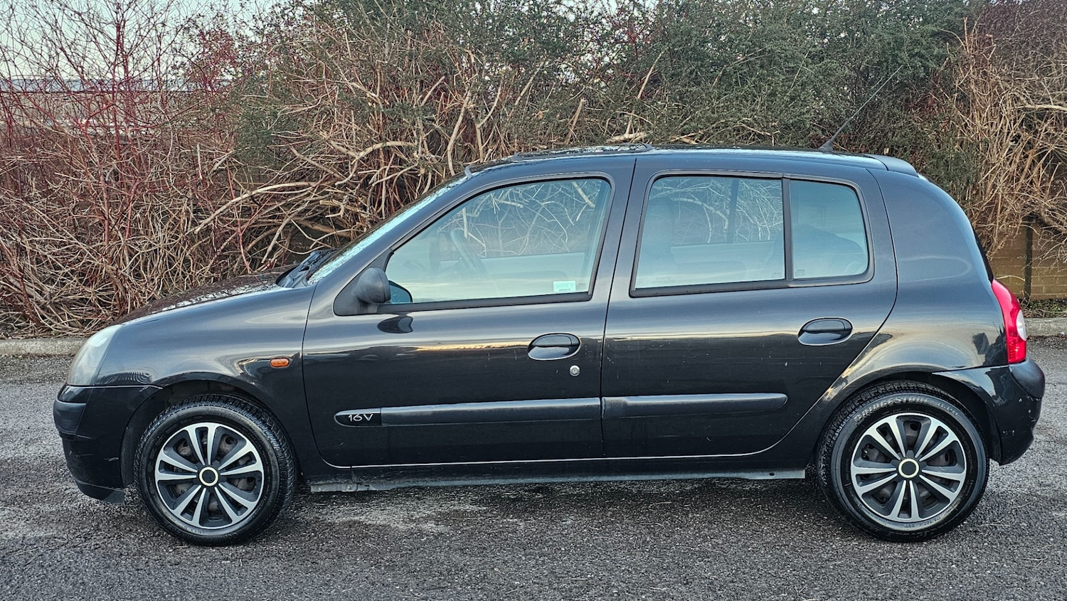 Used Renault Clio 2002 for sale - 77277551: Photo 11