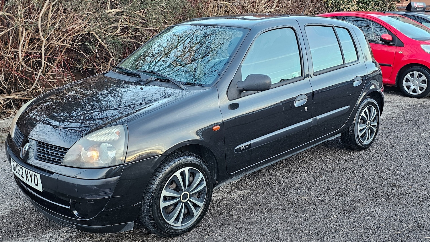 Used Renault Clio 2002 for sale - 77277551: Photo 15