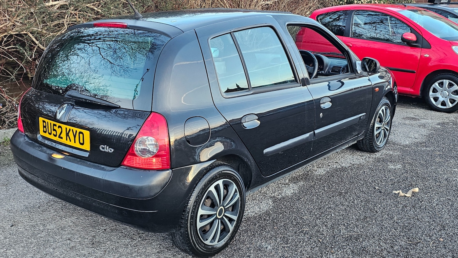 Used Renault Clio 2002 for sale - 77277551: Photo 18