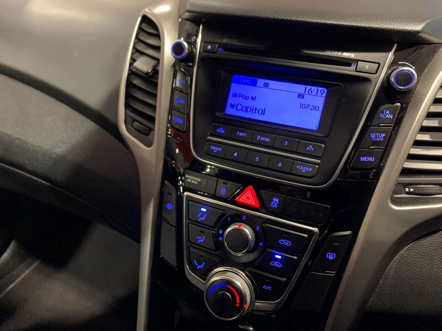 Used Hyundai i30 2014 for sale - 77508253: Photo 5