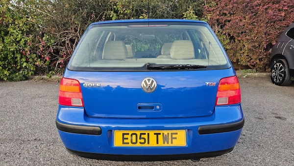 Used Volkswagen Golf 2001 for sale - 76157438: Photo 4