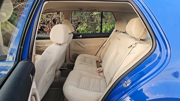 Used Volkswagen Golf 2001 for sale - 76157438: Photo 6