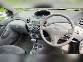 Used Toyota Yaris 2003 for sale - 78550212: Photo