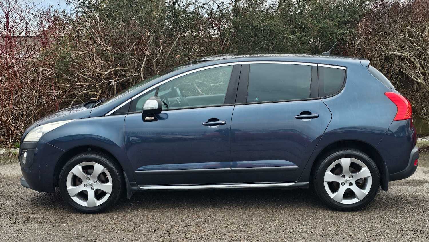 Used Peugeot 3008 2011 for sale - 77370990: Photo 5