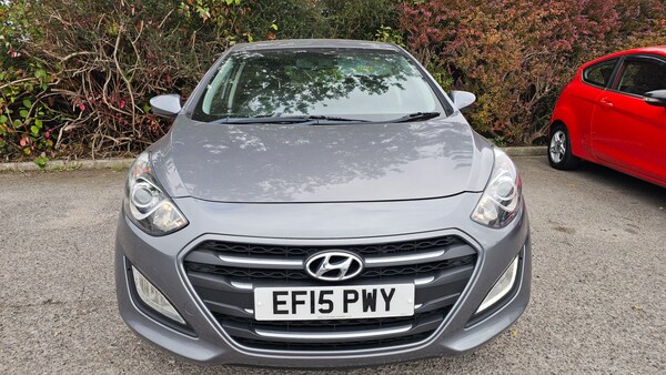 Used Hyundai i30 2015 for sale - 76157470: Photo 2